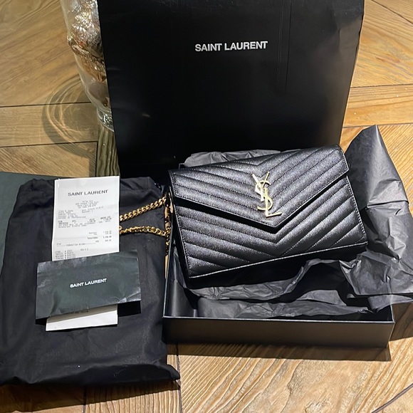 Yves Saint Laurent Handbags - YSL crossbody.